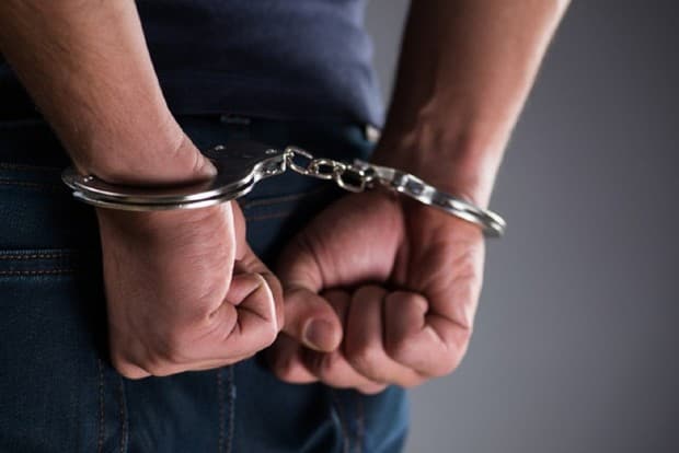 Kanabis në formë çokollate nga Belgjika në Durrës, arrestohen 2 persona