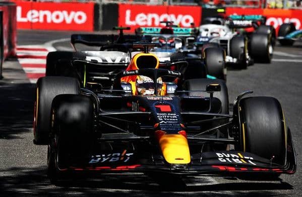 Verstappen triumfon në Grand Prixin e Azerbajxhanit