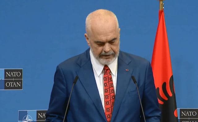 Rama pas takimit me shefin e NATO-s: Kosova të përfshihet në partneritetin për paqen