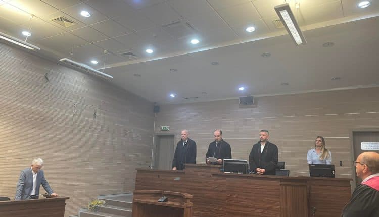 Dënohet me 4 vite e 6 muaj burgim i akuzuari për organizim dhe pjesëmarrje në grupe terroriste