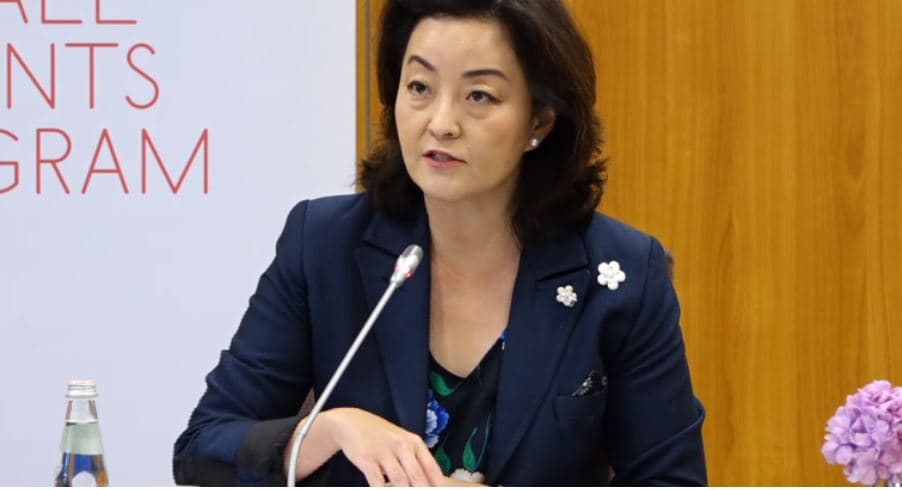 Paratë ruse “trazuan” politikën shqiptare, Ambasadorja Kim takon nesër Ballën dhe Alibeajn