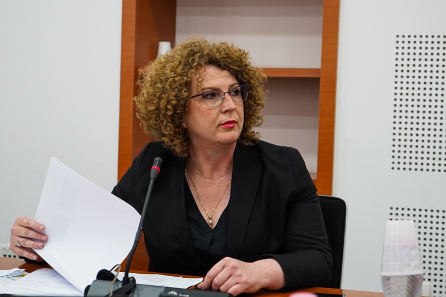 I kthehen skandalet ministres Hajdari, i vidhen kartela të MINT