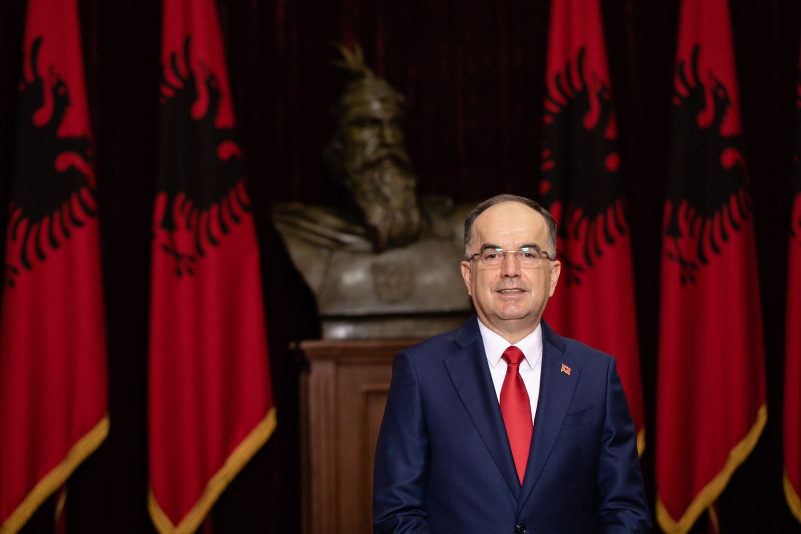 Shqipëria mirëpret vendimin për liberalizimin e vizave për Kosovën