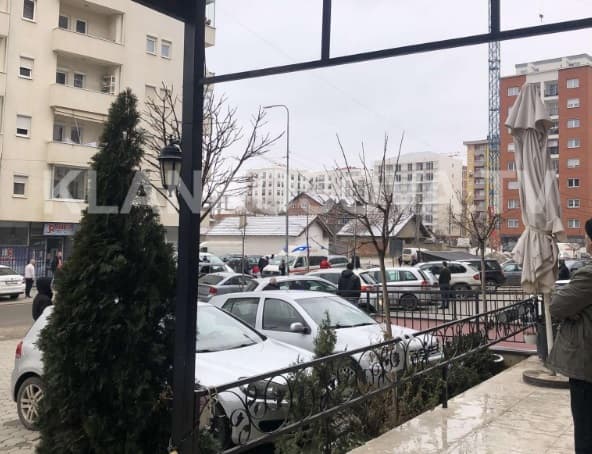 I nënshtrohet operimit njëra nga gratë e plagosura sot në Fushë-Kosovë
