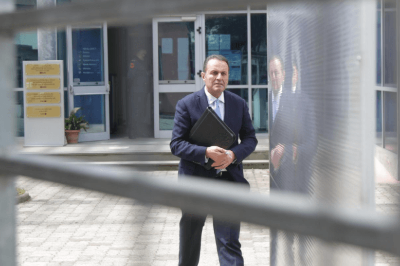 Dështon ekstradimi i Adriatik Llallës, ish-kryeprokurori merr azil politik në Itali