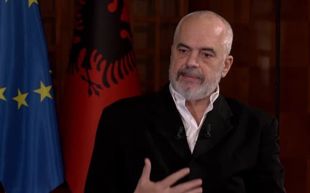 Rama i përgjigjet opozitës nga Twitter: O të diskredituar, s'ka asnjë akuzë apo hetim ndaj meje në SHBA