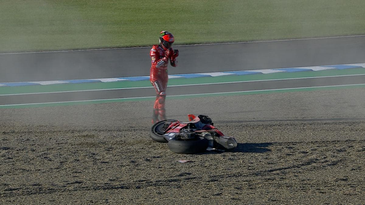 Momenti kur Francesco Bagnaia aksidentohet dhe e humb pozitën e parë në “Grand Prix Americas” (VIDEO)