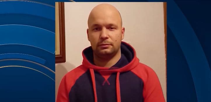 Personi që goditi Sali Berishën ka probleme mendore, thotë Mjekësia Ligjore