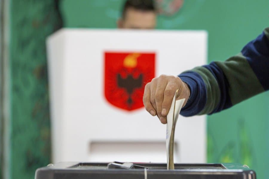 Përfundon numërimi në 40 bashki, PS prin në 34