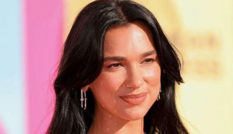 Dua Lipa flet për ndikimin që ka pasur lufta e Kosovës tek ajo