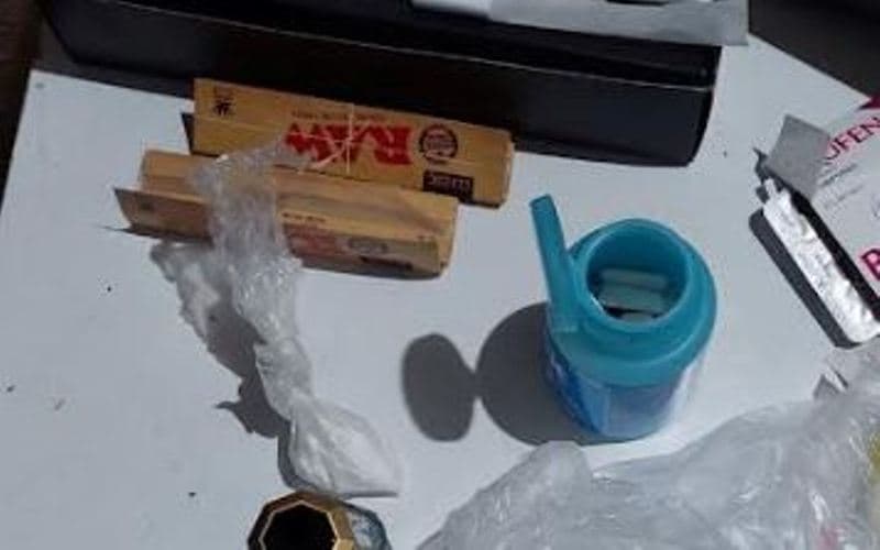 Vërmicë: Gjendet kokainë brenda në çamçakëza