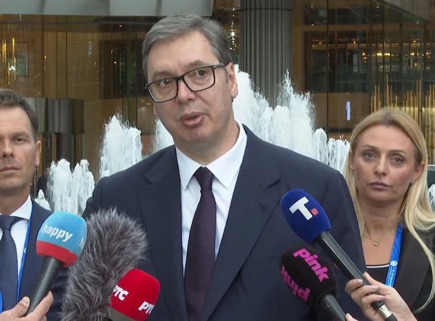 Vuçiq: Do të vazhdoj të insistoj në formimin e Asociacionit