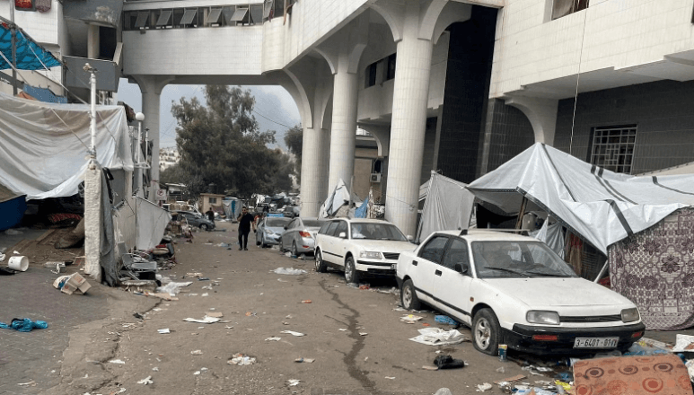 Vdesin të gjithë pacientët në njësinë e kujdesit intensiv të spitalit Al-Shifa në Gaza