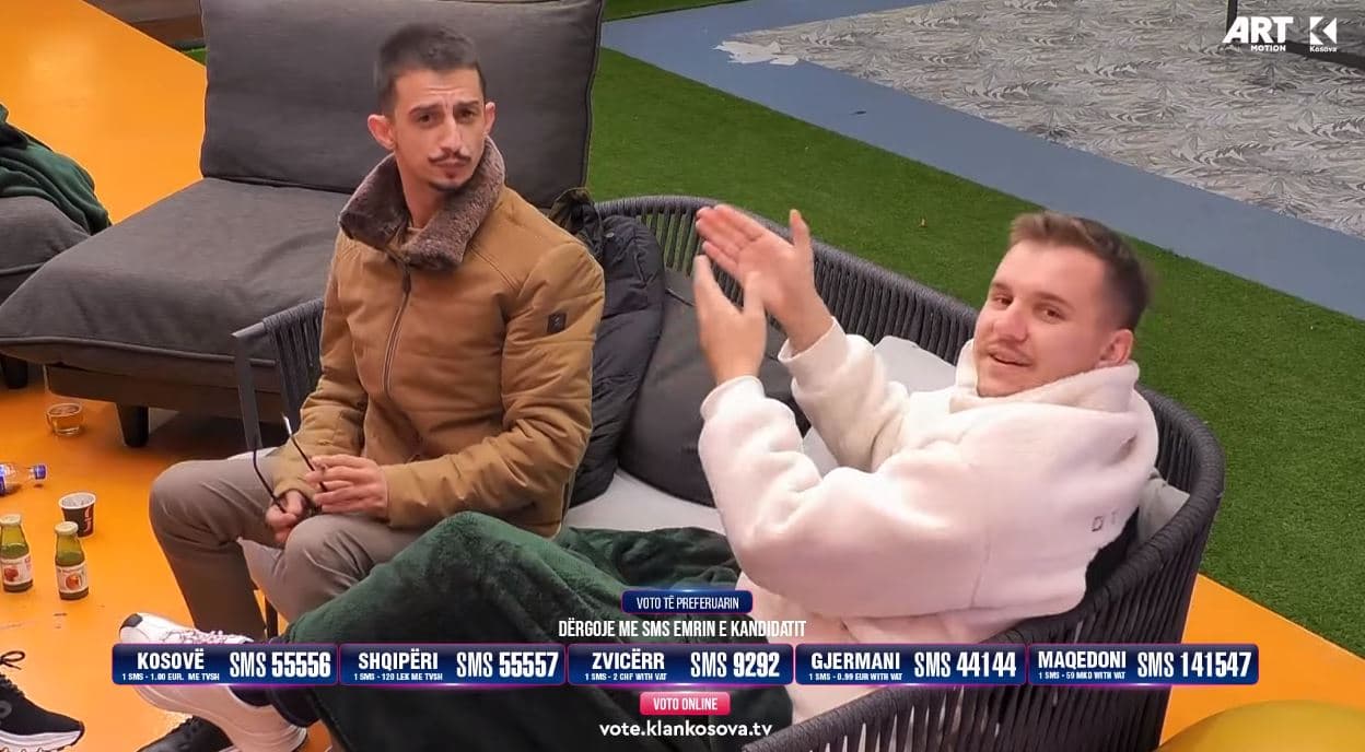 Adri e ngacmon Ganiun: I vetmi banor në shtëpi që është bukëpërmbys (VIDEO)