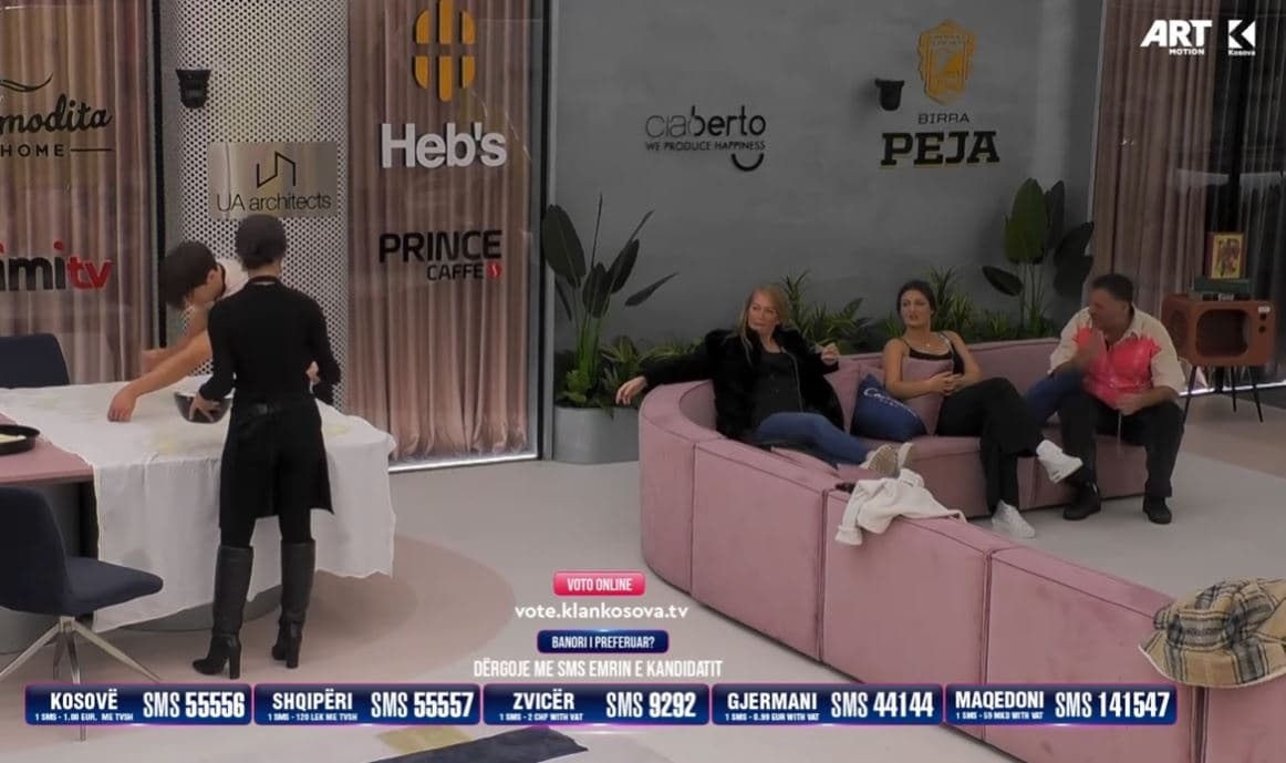 Vesa dhe Buci po mendojnë se Blerando dhe Alba po flirtojnë mes veti teksa po gatuajnë (VIDEO)