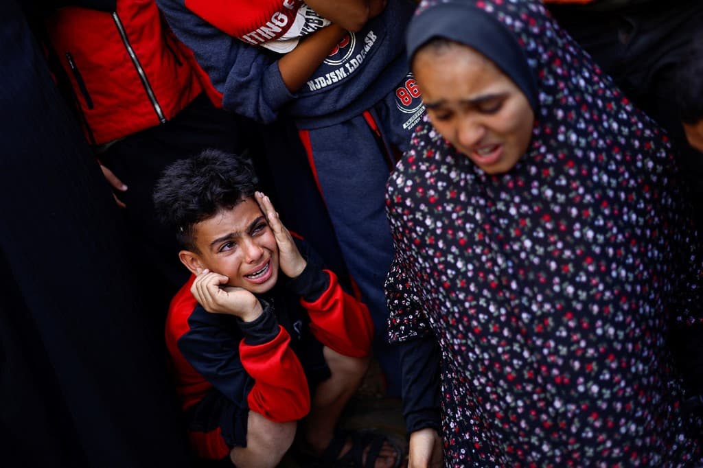 Agonia për familjet në Gaza, përmes fotografive