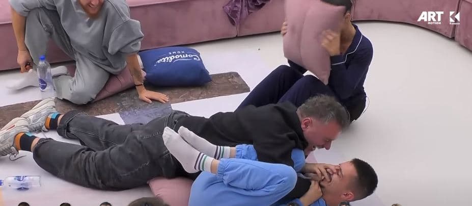 Çfarë i bëri banorët të qeshin me lot gjatë lojës "E vërtetë apo sfidë" (VIDEO)
