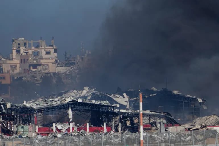 Të paktën 14 të vrarë, Izraeli sulmon dy shtëpi në Gaza