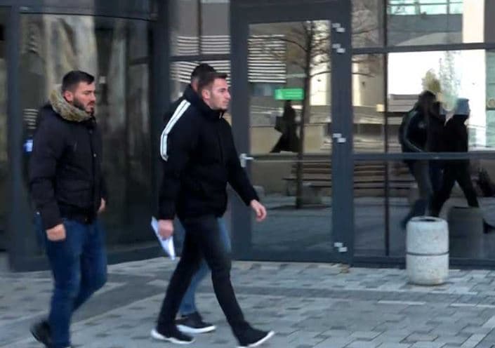Vëllai i Liridona Ademajt arrin në gjykatë
