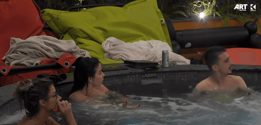 Linda tregon se çka i pengon shumë te meshkujt (VIDEO)