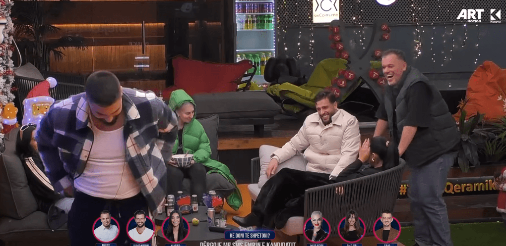 "Truth or Dare", Azemi detyrohet t'i veshë të brendshmet e Albyt, banorët shkrihen së qeshuri (VIDEO)