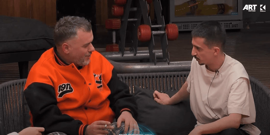 "Çka s'pritet prej saj", Ylli dhe Ganiu flasin për njërën prej banoreve (VIDEO)
