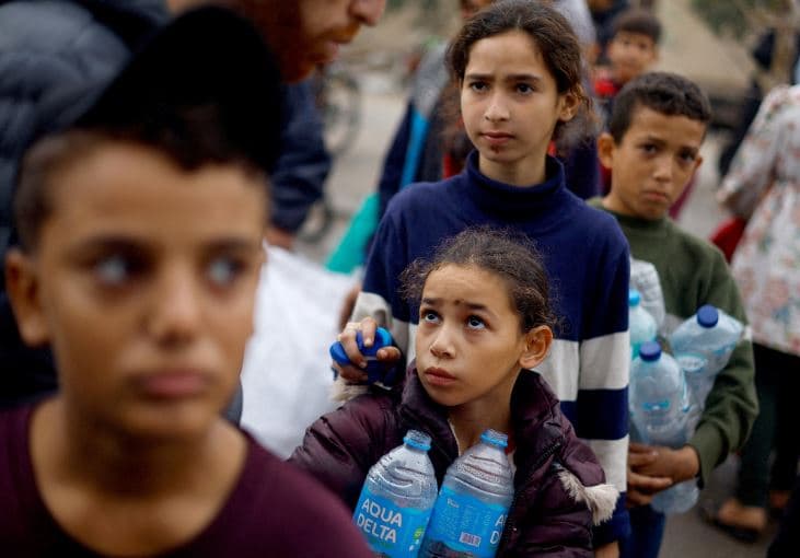 Fëmijët në Gaza "mezi kanë një pikë për të pirë", paralajmëron UNICEF
