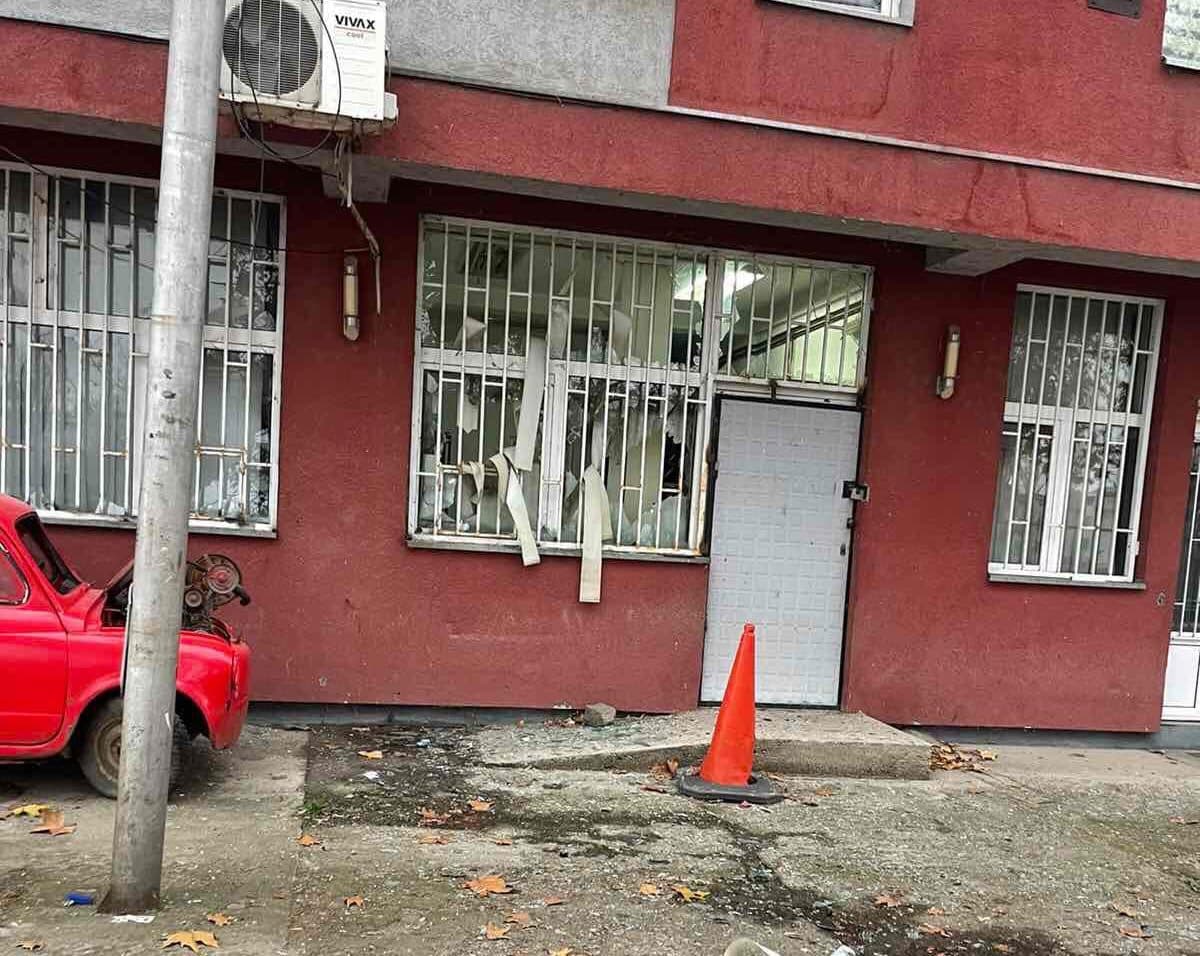 Aktakuzë ndaj Pantiqit, Llunes, Vlajiqit dhe Vakiqit për terrorizëm