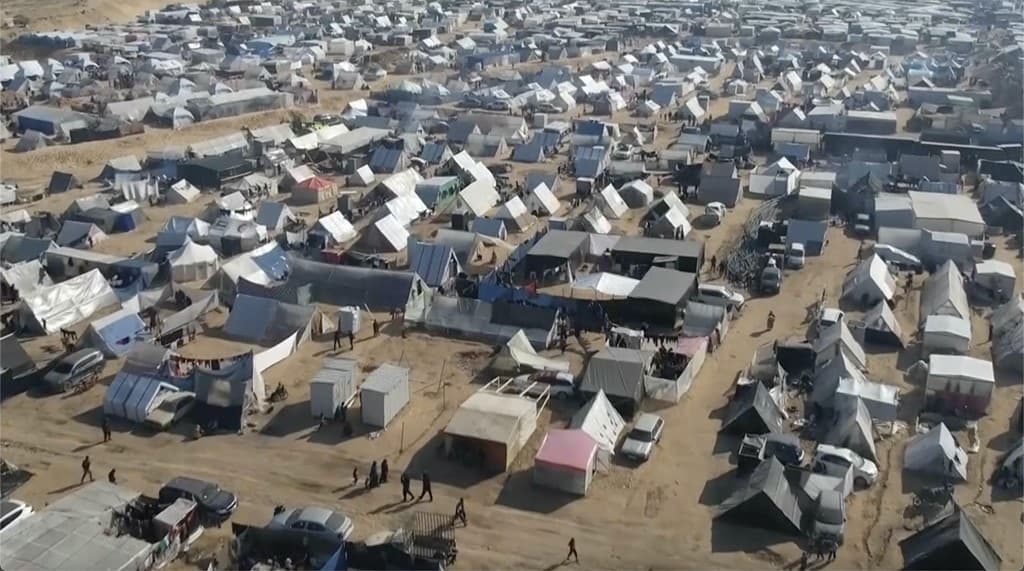 Raportohet se sulmet ajrore izraelite kanë vrarë tetë palestinezë në Rafah