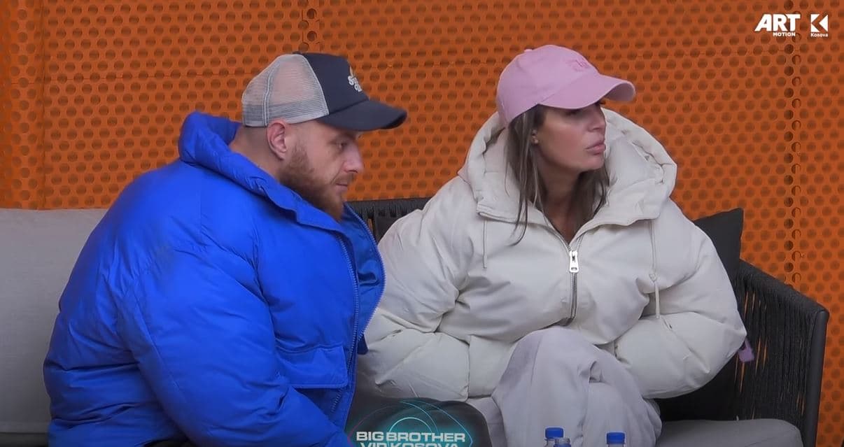 Santiana - Yllit: S'mundesh me pasë më shoqërinë e njejtë me mua (VIDEO)