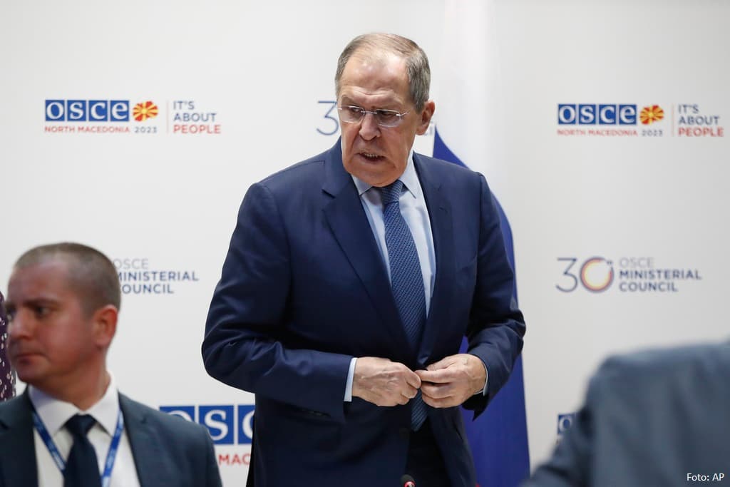 Lavrov: Perëndimi po do t’i kthejë popujt e Ballkanit kundër njëri-tjetrit