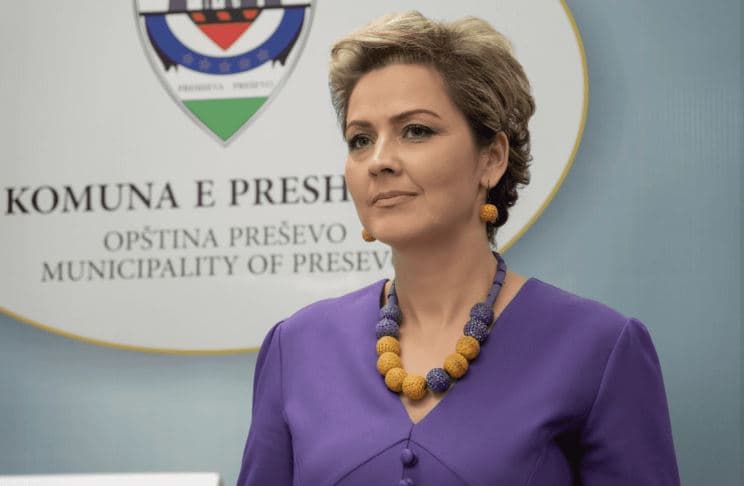 Reagon Sinani: Organi më i lartë i drejtësisë në Serbi po legjitimon spastrimin etnik