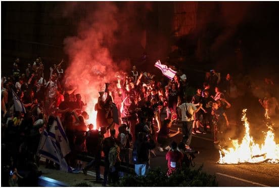 Dhjetëra mijëra njerëz marrin pjesë në protestat antiqeveritare në Izrael