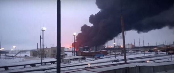 Ukraina nis sulmet ndaj rafinerive të naftës në Rusi përpara zgjedhjeve presidenciale (VIDEO)
