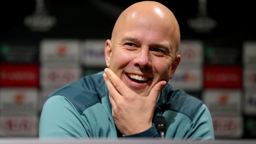 Arne Sloti i Feyenoordit favorit për t’u bërë trajner i Liverpoolit
