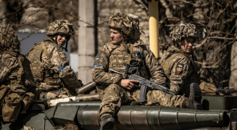 Ukraina dhe Britania e Madhe nënshkruajnë marrëveshje për prodhimin e armëve