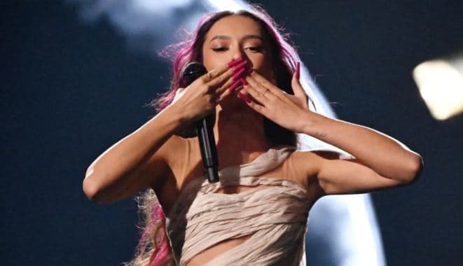 Pavarësisht protestave, Izraeli shkon në finalen e Eurovizionit