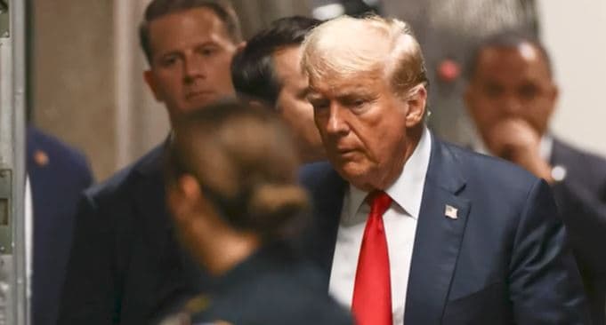 Trump 'sfidon' gjyqtarët, thotë se vendimi për dënimin e tij ishte i paligjshëm dhe i nxitur nga politika