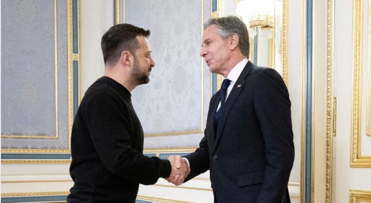 Blinken thotë se ndihmat e ShBA-së janë duke shkuar në Ukrainë në një kohë sfiduese