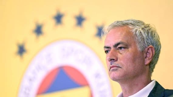 Jose Mourinho e emëron yllin e Real Madridit si lojtarin e ri më të mirë në botë