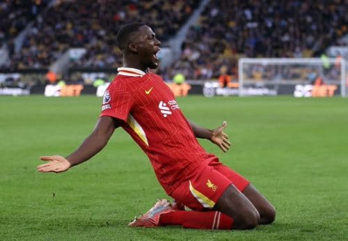 Liverpooli hap bisedimet me Konatenë