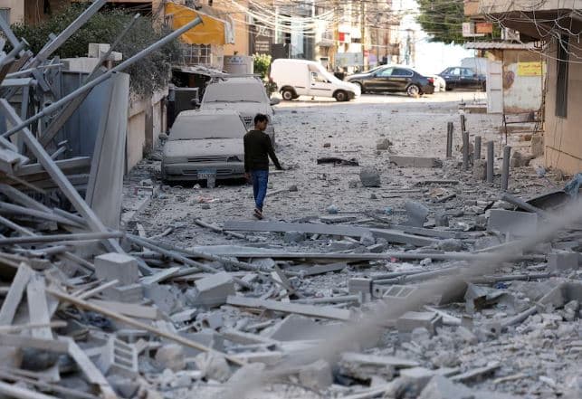 Shpresat për armëpushim zbehen teksa Izraeli bombardon Gazën e Libanin