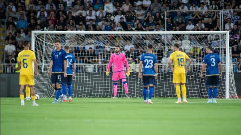 UEFA e dënon 61 mijë euro FFK-në