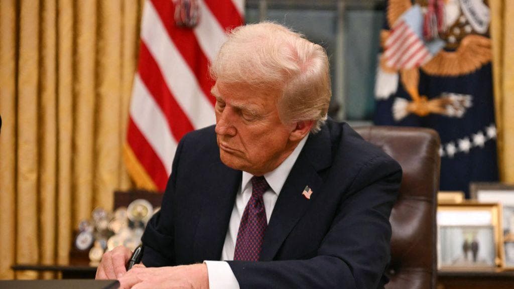 Trump shprehet se nuk e ka me nxitim të bisedojë me presidentin kinez