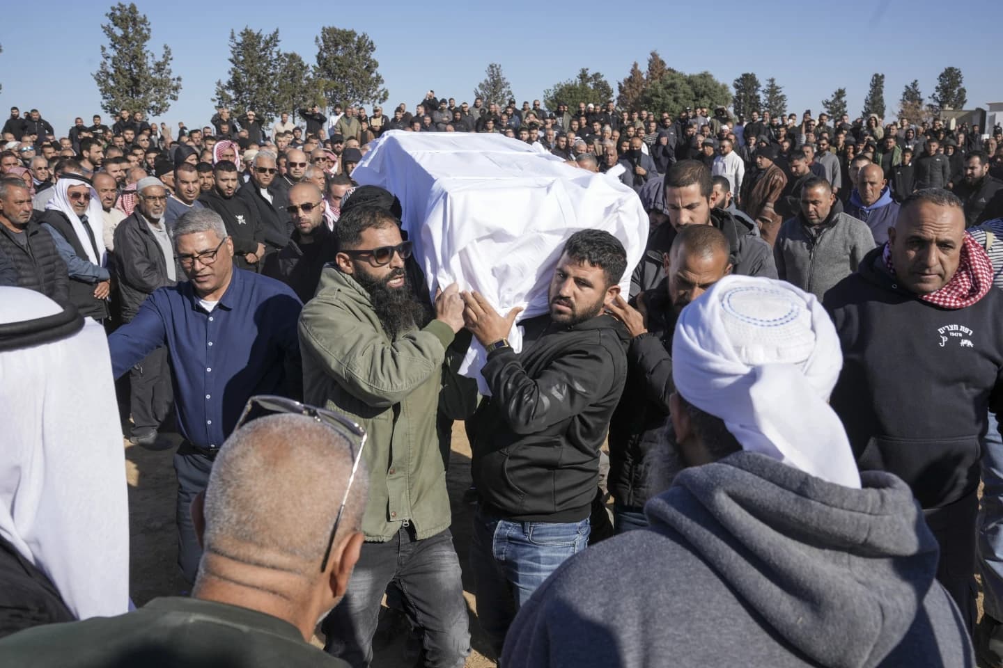 Mbi 46 mijë të vrarë në luftën Izrael-Hamas
