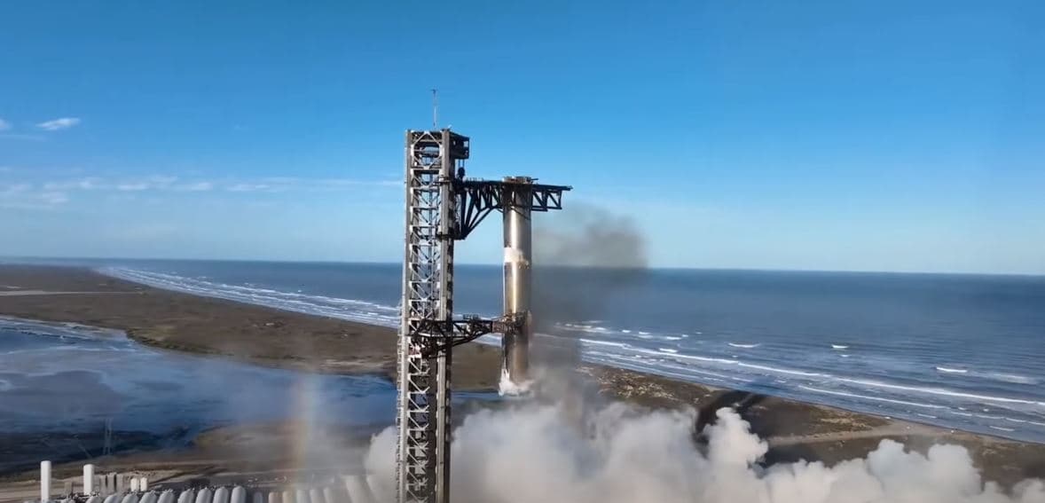 Testi i SpaceX Starship dështon pas lëshimit në Teksas, kapsula kthehet në vendin e nisjes (VIDEO)