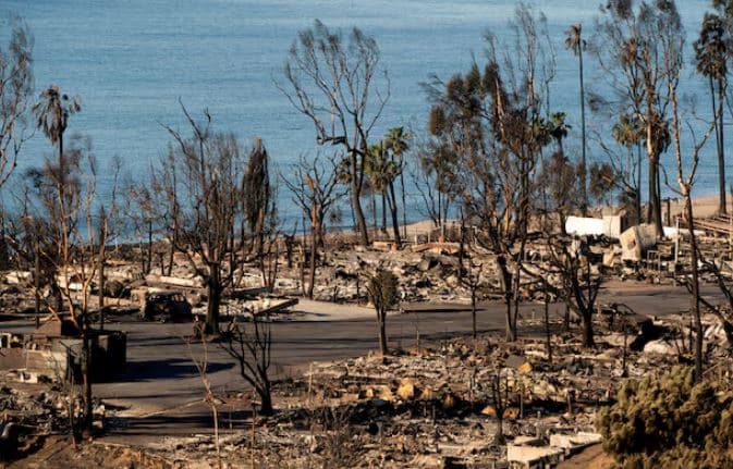 Trumpi do të vizitojë Karolinën e Veriut dhe Los Angeles në turneun e parë