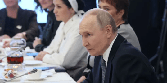 "Ne nuk do të japim asgjë që na takon neve", thotë Putin