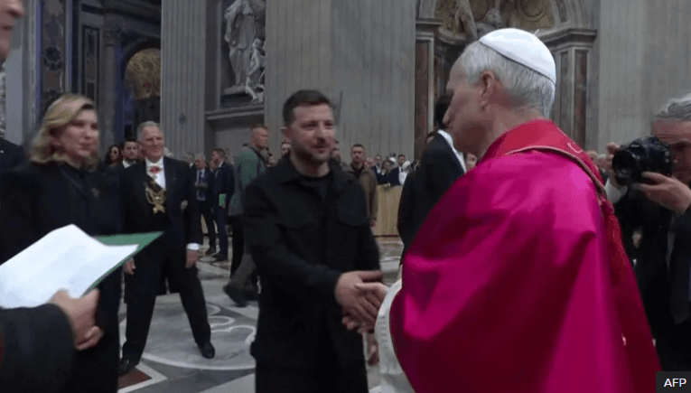 Papa Leo XIV do e takojë Zelenskyn pas meshës së inaugurimit