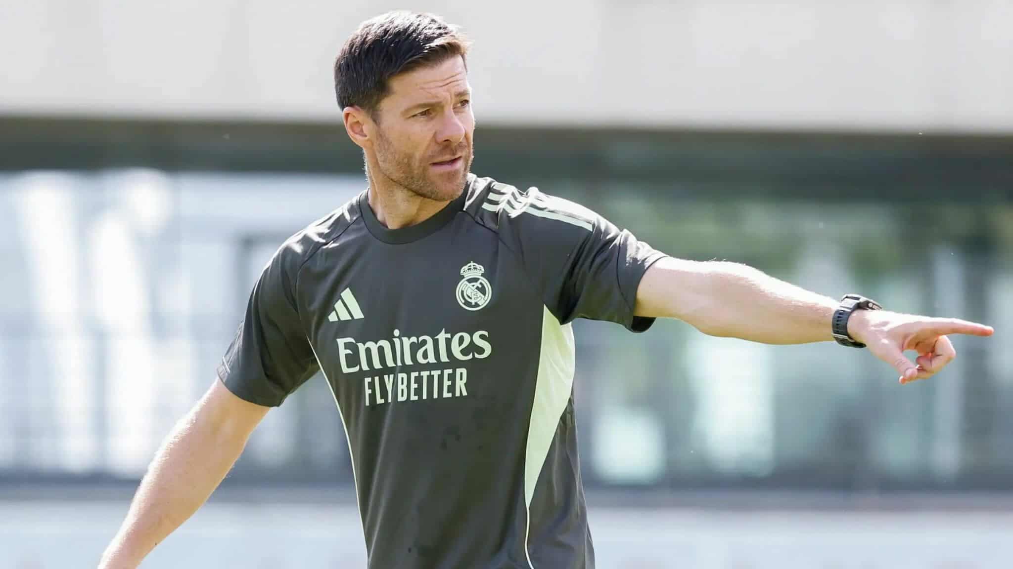 Zbulohet grupi që është “kundër” Xabi Alonsos, te skuadra e Real Madridit